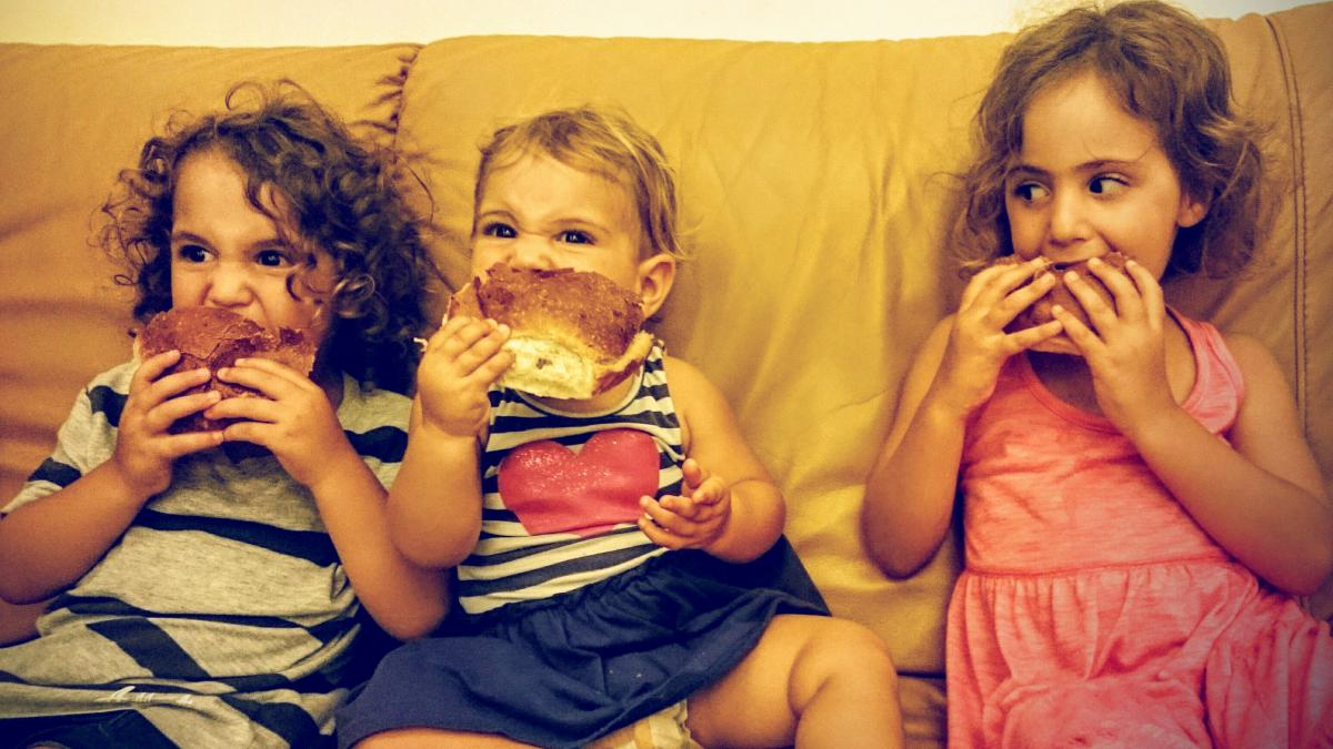 dragos-patraru-eu-am-uneori-senzatia-ca-parintii-lucreaza-impotriva-propriilor-copii-avertisment-dur-despre-riscurile-la-care-sunt-expusi-cei-mici_97117900