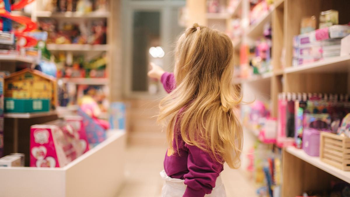 copiii-care-par-ca-nu-se-mai-satura-si-mereu-vor-mai-mult--catalin-durla-ne-spune-cum-sa-gestionam-situatia-intrebati-va-ce-va-cer-cu-adevarat_22507700