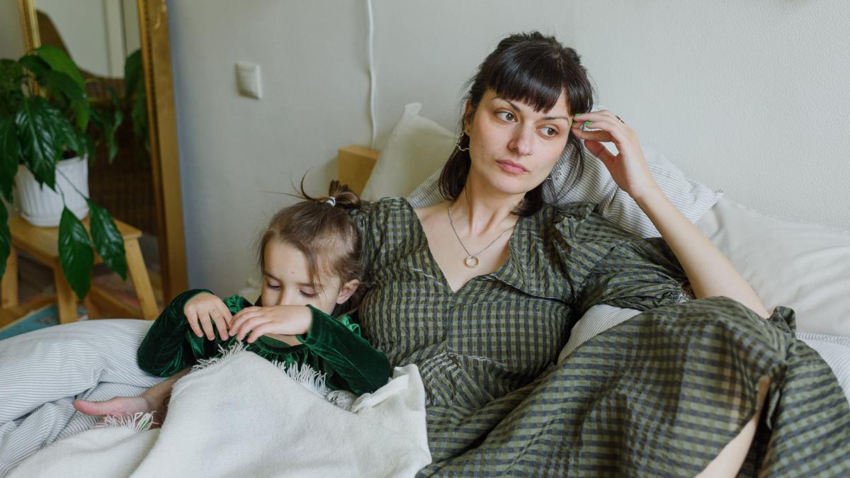 pexels-ksenia-chernaya-4740574-1_33102400