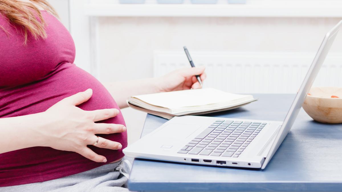 compania-care-ofera-700-de-euro-angajatelor-la-nastere-si-un-majordom-pentru-ingrijirea-casei--alte-beneficii-voucher-de-mic-dejun-si-produse-proaspete-livrate-lunar_23277300