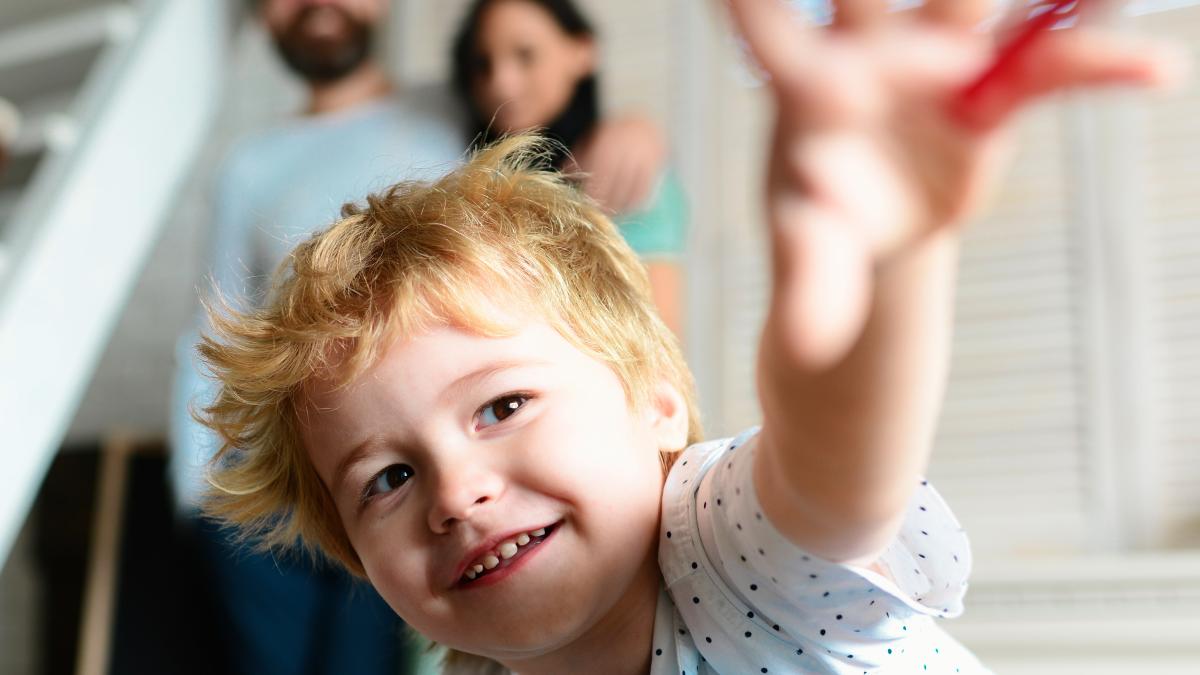 neuropsiholog-acestea-sunt-cele-patru-cuvinte-pe-care-le-evit-sa-le-spun-pentru-ca-ai-mei-copii-sa-creasca-cu-stima-de-sine-2_06487200