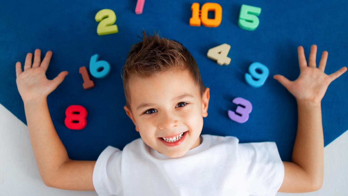 i-as-recunoaste-pe-copiii-care-la-5-ani-incep-sa-se-joace-cu-numere-ca-au-mari-sanse-sa-ajunga-olimpici--sustine-profesorul-gologan-romania-este-o-forta_42977600