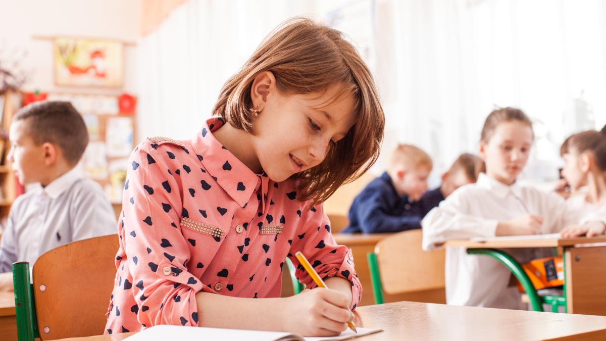 daca-vrei-ca-al-tau-copil-sa-ia-note-mai-bune--trebuie-sa-faca-asta--potrivit-ultimelor-studii_89417900