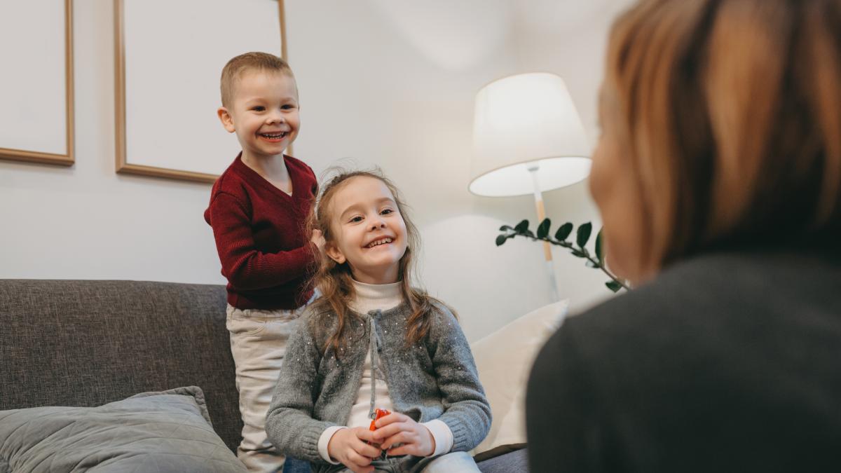 should-we-correct-a-child-if-they-mispronounce-words-speech-therapist-iuliana-baban-attention-i-will-emphasize-this-every-time-there-is-an-opportunity_70738600