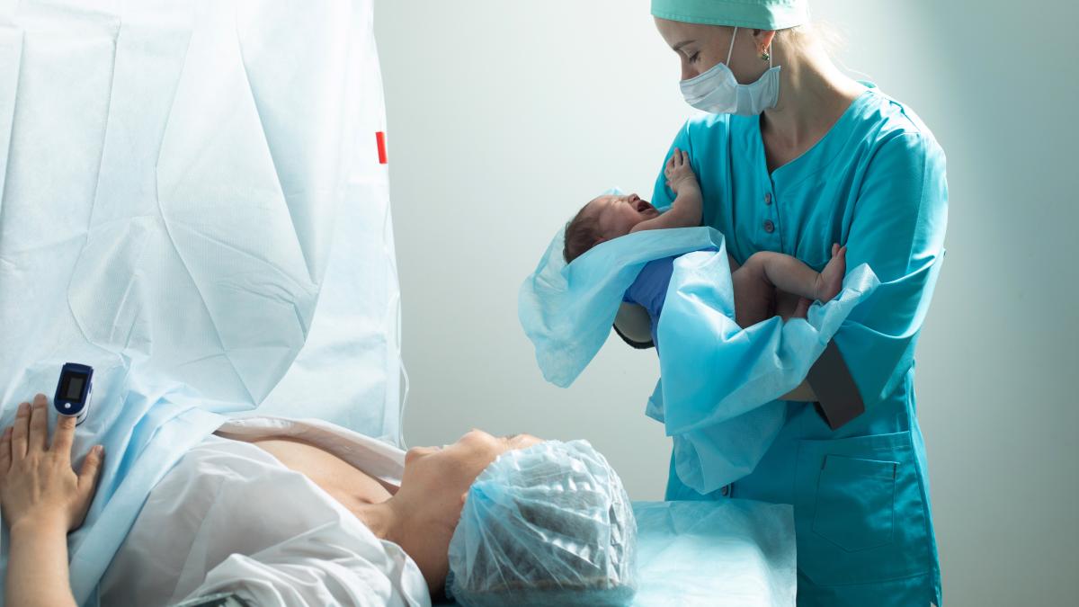 din-1-000-de-copii-nou-diagnosticati-cu-autism--93prc--s-au-nascut-prin-cezariana--marius-zamfir--semnal-de-alarma-daca-bebelusul-nu-se-naste-pe-cale-naturala--trebuie-sa-solicitati-asta_37680900