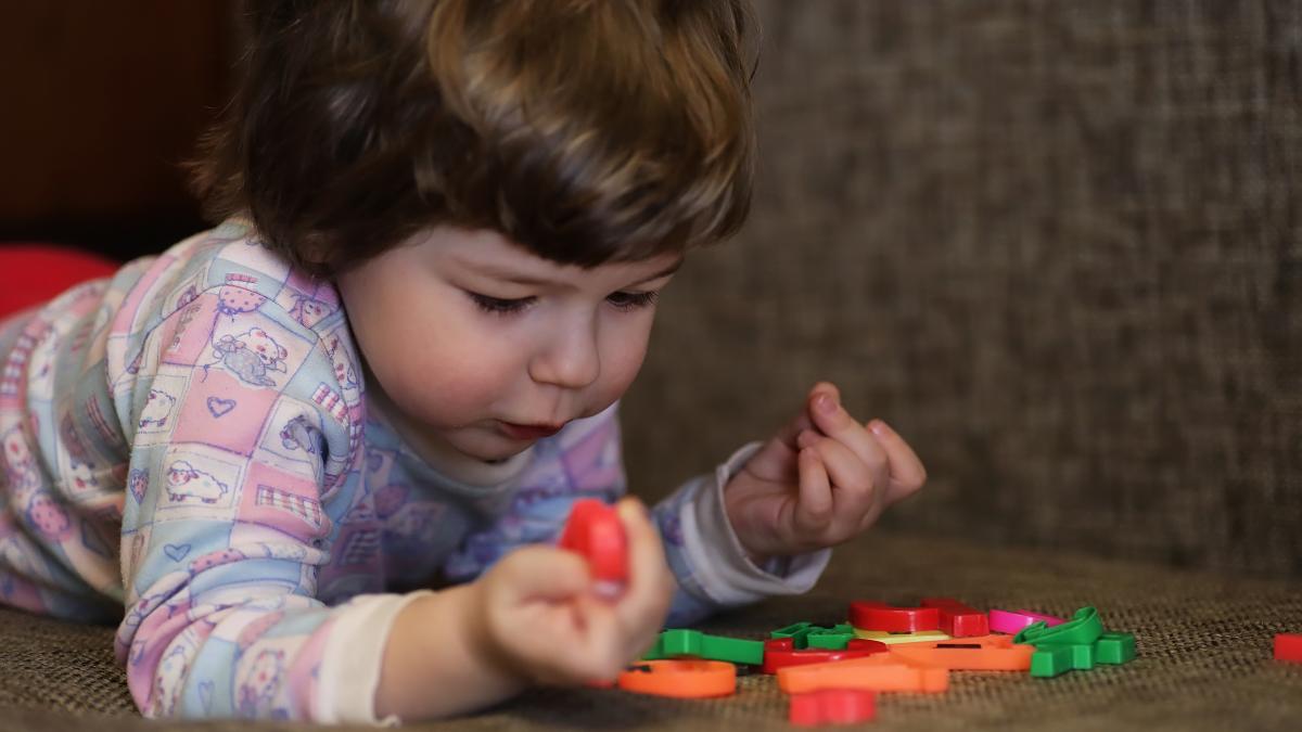 semnalele-de-alarma-care-indica-autismul-la-copil--de-cand-se-pot-observa-si-care-sunt-cele-principale-marius-zamfir-e-foarte-important-sa-le-identificam-rapid-2_11564600