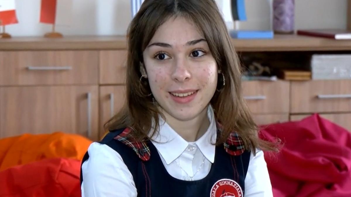 ema--o-eleva-de-la-sat--olimpica-la-romana-fara-sa-beneficieze-de-conditii-privilegiate-sau-de-meditatii_58188700