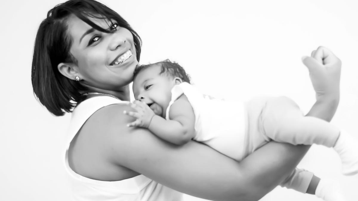 hand-person-black-and-white-girl-woman-photography-1324982-pxhere-com_26038900