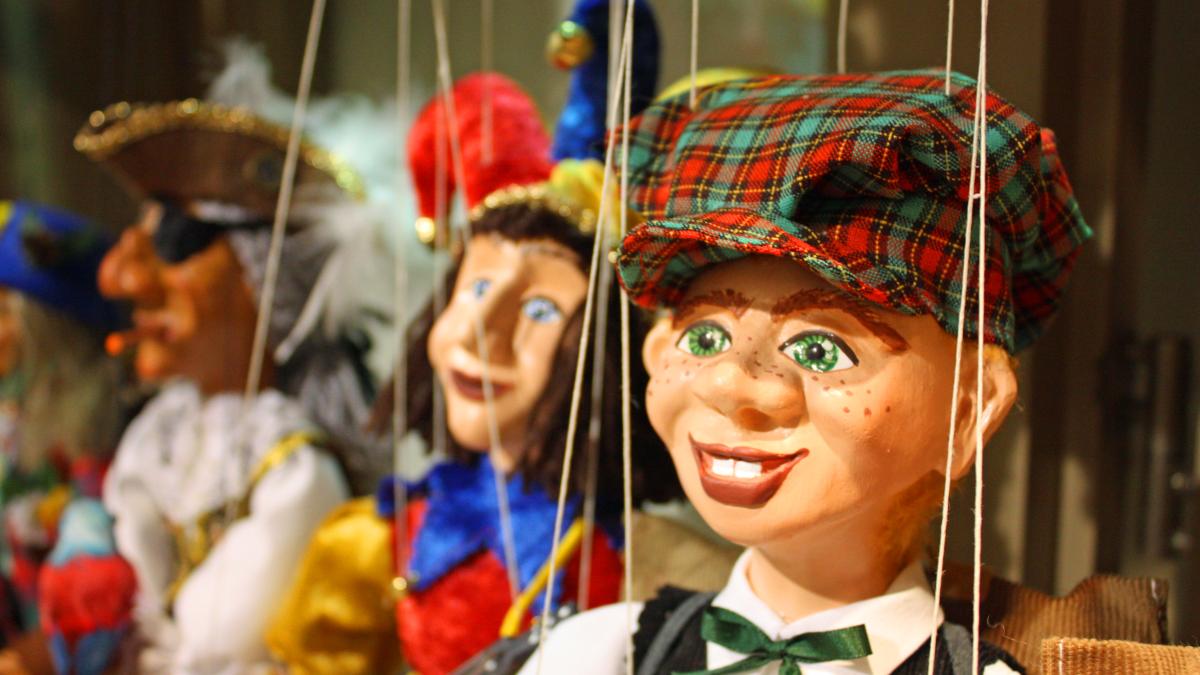 beneficiile-artei-pentru-copii--de-ce-sa-ti-duci-copilul-la-teatrul-de-papusi2_02432100