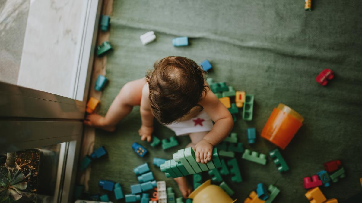 o-mama--satula-de-strans-mormane-de-jucarii-din-casa--a-venit-cu-un-concept-unic-in-romania-practic--toata-lumea-e-multumita_80323200