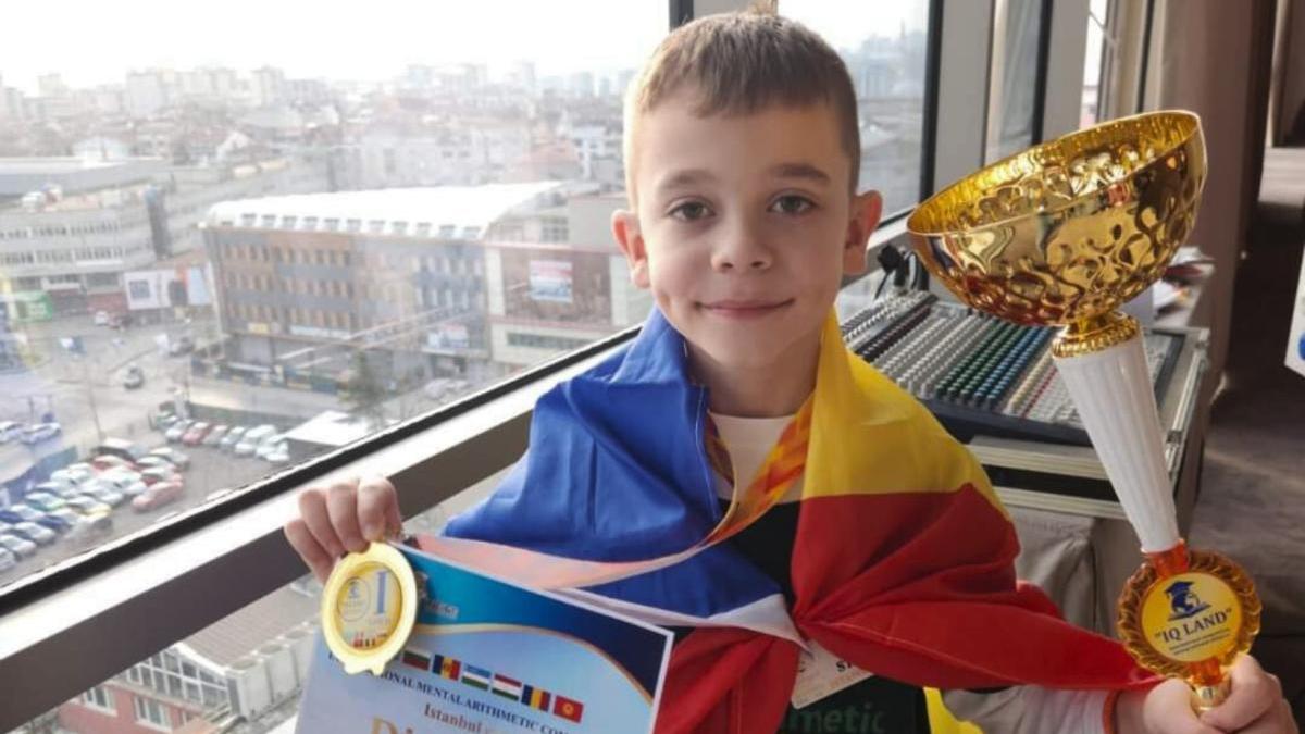 performanta-obtinuta-de-un-elev-din-navodari--stefan-a-obtinut-medalia-de-aur-in-cadrul-unei-olimpiade-internationale_22218500