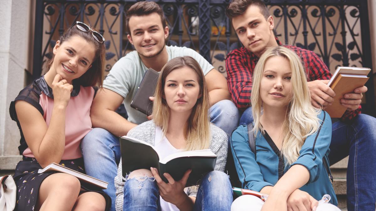 acestea-sunt-greselile-pe-care-le-fac-parintii-atunci-cand-isi-incurajeaza-copiii-sa-aleaga-o-cariera_97190100