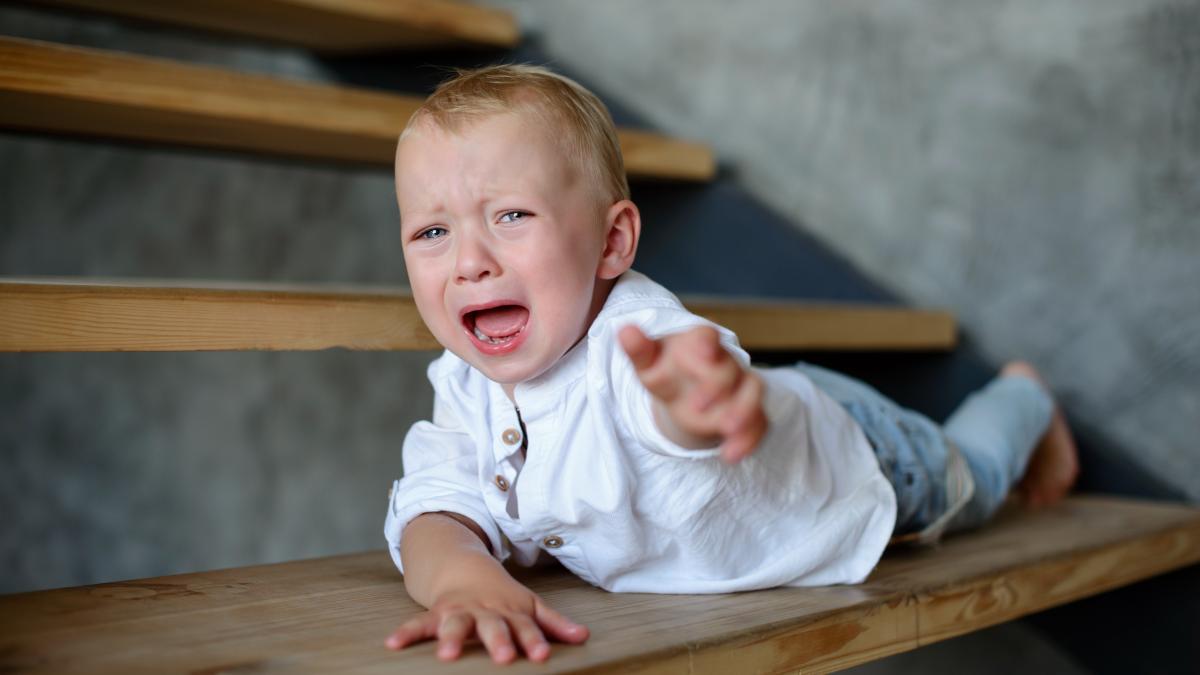 potrivit-cercetarilor--exista-doua-tipuri-de-tantrumuri-la-parter-si-la-etaj--cum-poti-sa-ti-dai-seama-de-diferenta-dintre-ele_19228100