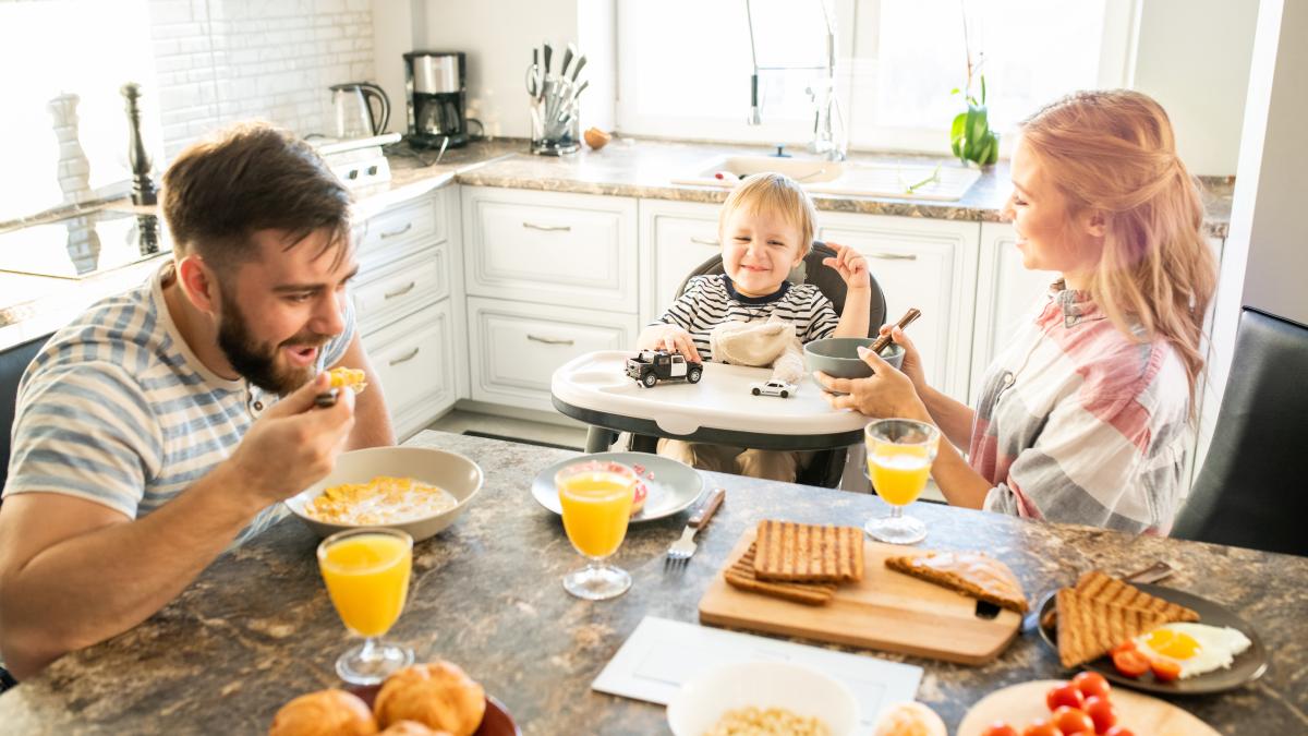 cum-arata-masa-ideala-pentru-copii--dar-si-pentru-intreaga-familie-dr--steluta-boroghina-daca-ceva-nu-ar-trebui-sa-existe--ar-fi-asta_17337800