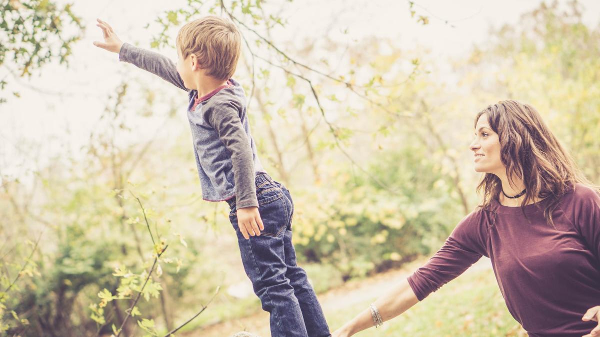 cu-cat-o-mama-isi-incurajeaza-copilul--cu-atat-il-face-mai-inteligent--spune-un-studiu_94864100