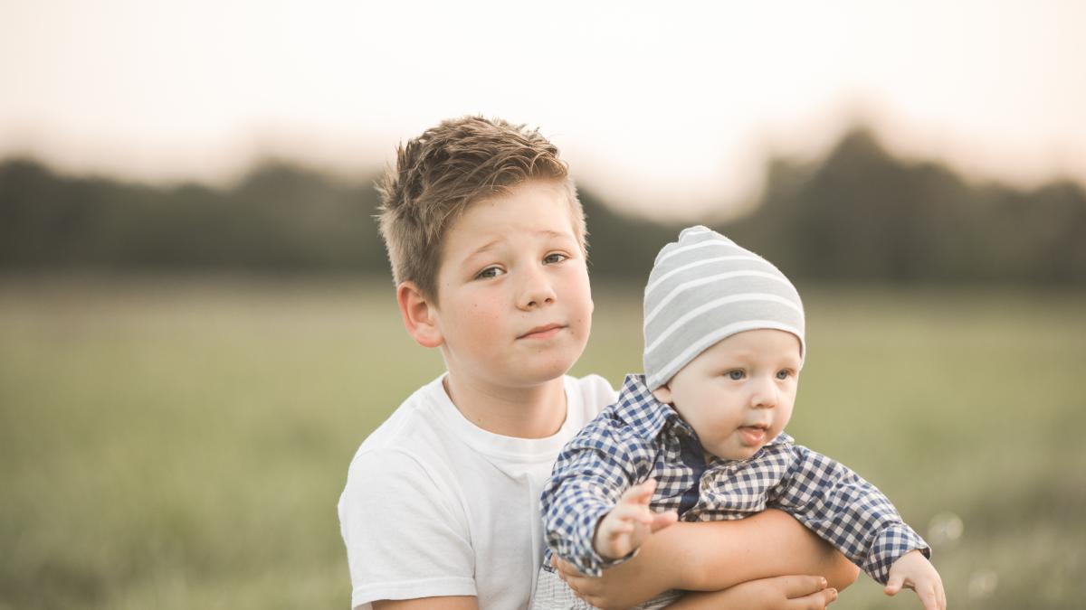 un-expert-in-creierul-copiilor-descrie-ceea-ce-simte-un-copil-la-sosirea-unui-frate-sau-o-sora-nu-e-gelozie_47069700