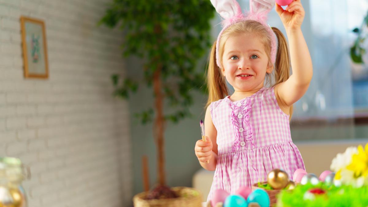cand-vine-iepurasul-de-paste-2024-copiii-il-asteapta-nerabdatori-in-ce-zi-va-aduce-oua-si-cadouri_32449700