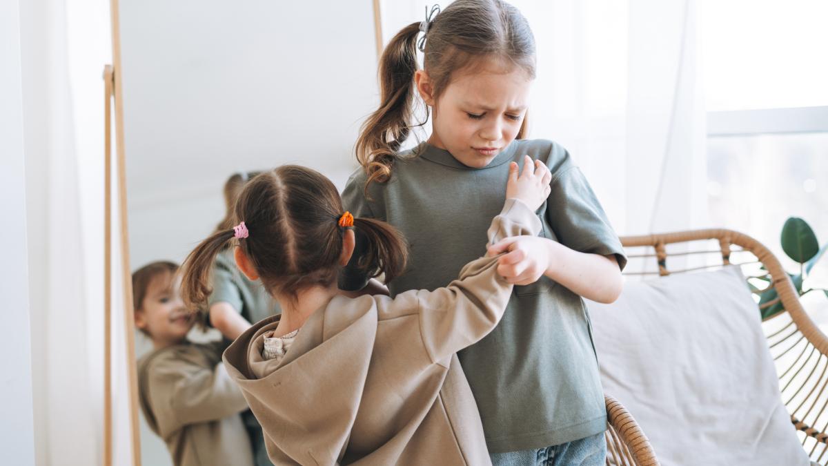 stima-de-sine-scazuta-sau-ridicata-cum-pot-parintii-sa-si-dea-seama-alexandra-stoica-semnele-le-vezi-foarte-mult-prin-atitudinea-copiilor_82686700