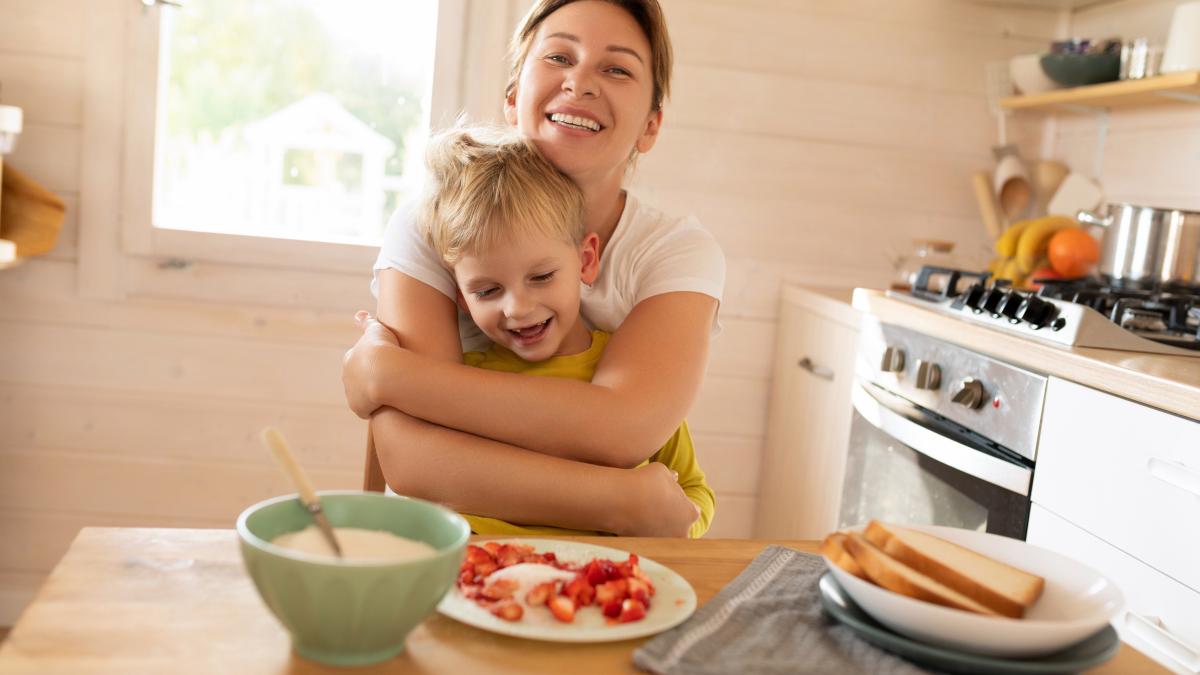 today-i-made-a-delicious-soup-why-is-it-important-to-tell-children-such-statements-alexandra-stoica-the-child-learns-this-2_20918100