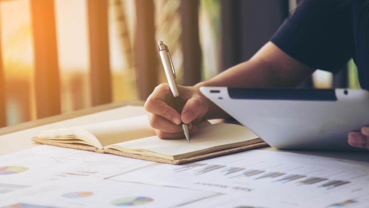 o-inspectoare-de-fizica-din-buzau-a-recorectat-toate-lucrarile-de-la-olimpiada-judeteana-de-fizica--fara-ca-elevii-sa-depuna-contestatii_67458100