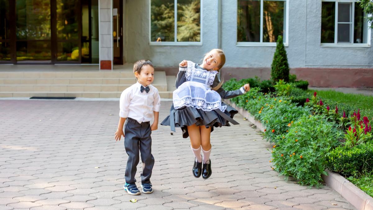 vacanta-de-primavara-2024-incepe-astazi-pentru-elevii-din-toata-romania--cand-se-intorc-copiii-la-cursuri_58437300