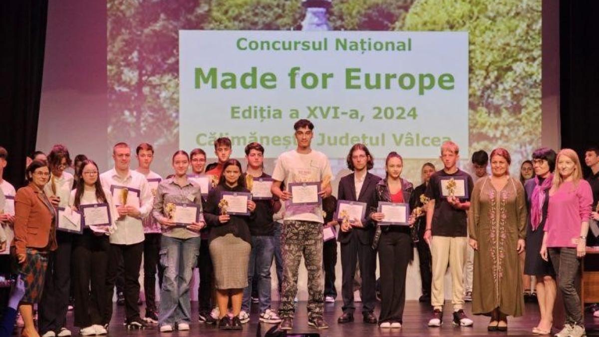 performanta-obtinuta-de-mai-multi-elevi-de-la-un-liceu-din-romania_26918800