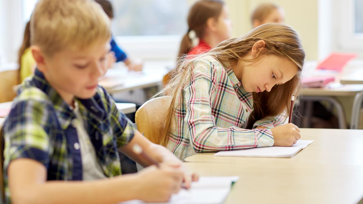 anxietatea-examenelor--sfaturi-de-la-psihologi-pentru-copii-si-adolescenti-ce-sa-faca-un-elev-inainte--in-timpul-si-dupa-un-examen_45966000