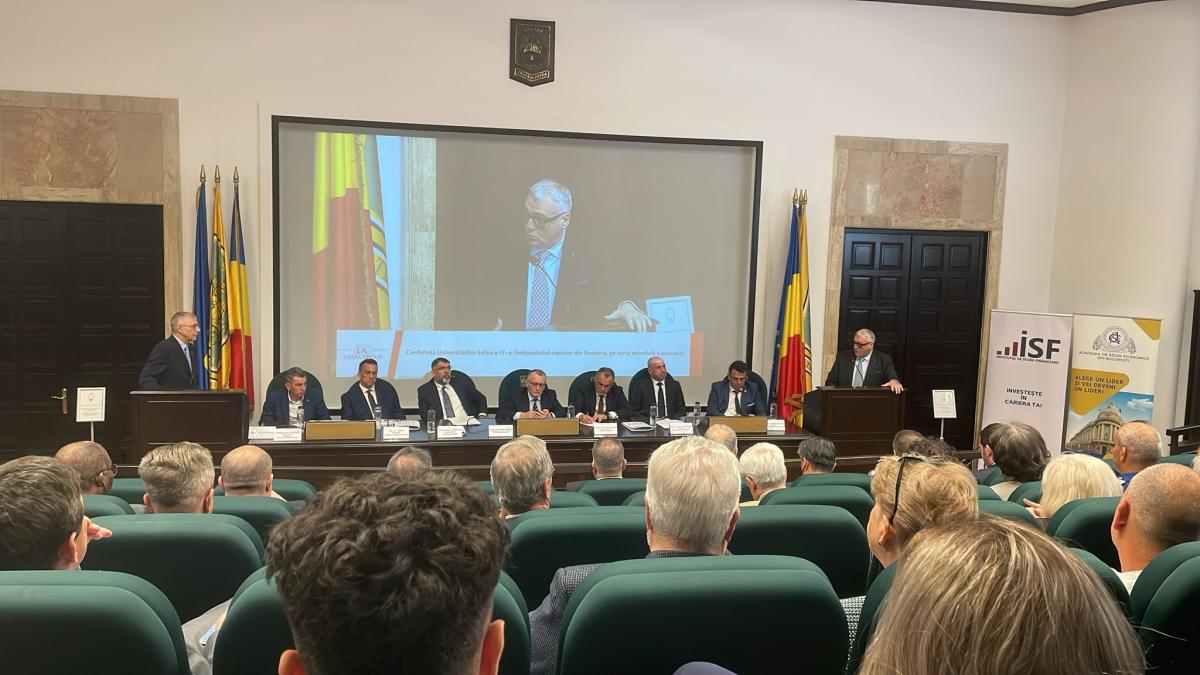conferinta-universitatilor--editia-a-iv-a-invatamantul-superior-din-romania--pe-harta-mondiala-a-educatiei--sorin-cimpeanu-sunt-provocari-fara-precedent-1_01649000