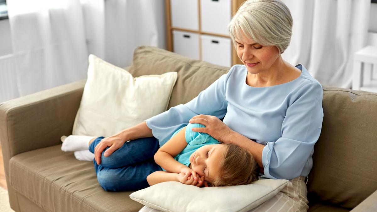 o-bunica-a-continuat-sa-puna-scutece-nepotului-ei--sfidand-regulile-mamei-este-partial-responsabila-pentru-faptul-ca-nu-va-fi-apt-pentru-gradinita_11489900