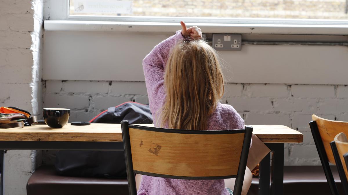 o-tara-vrea-ca-fetele-sa-mearga-la-scoala-cu-un-an-mai-devreme-decat-baietii_45752700