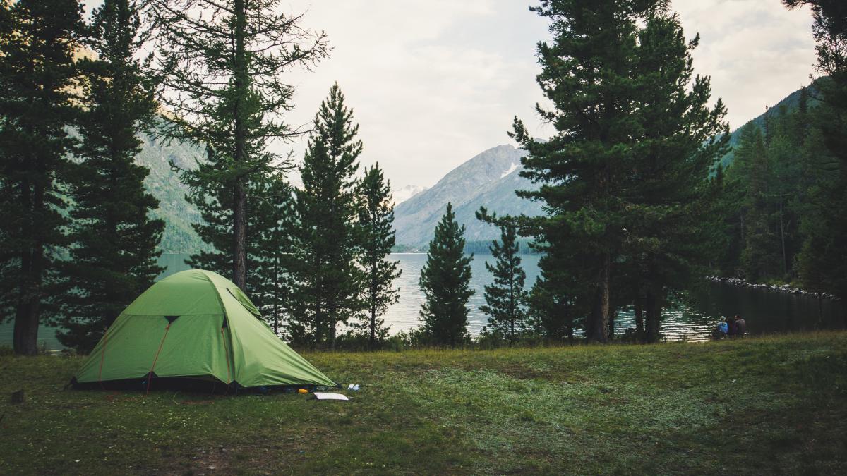 sondaj-aproape-jumatate-dintre-adolescentii-de-la-sate-nu-au-fost-niciodata-in-tabara-la-munte_22210600