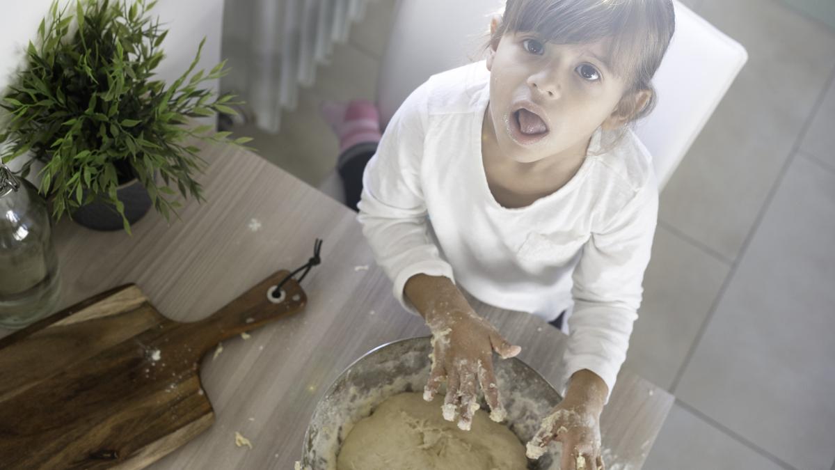 e2809epana-nu-tip-la-el--nu-face-ce-i-spun-eue2809d--teodora-metiu-explica-de-ce-se-intampla-asta-parintii-nu-trateaza-copilul-ca-pe-o-fiinta--ci-ca-pe-o-papusica_03812000