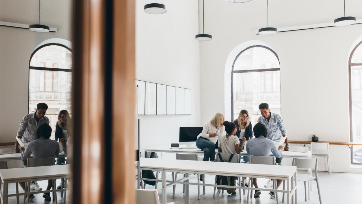 universitatile-pot-depune-proiecte-pentru-constructia-si-modernizarea-caminelor--cantinelor-si-pentru-spatii-de-recreere_91885700