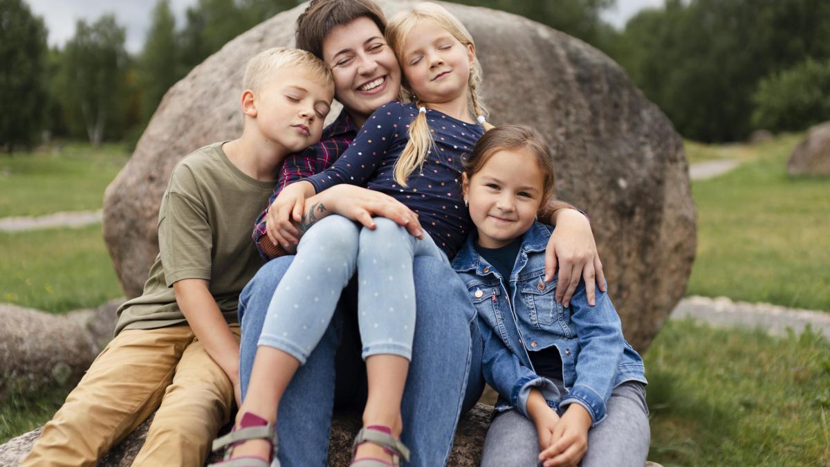 proverbe-romanesti-care-pot-transmite-copiilor-sa-fie-oameni-de-baza-in-societate_13798400