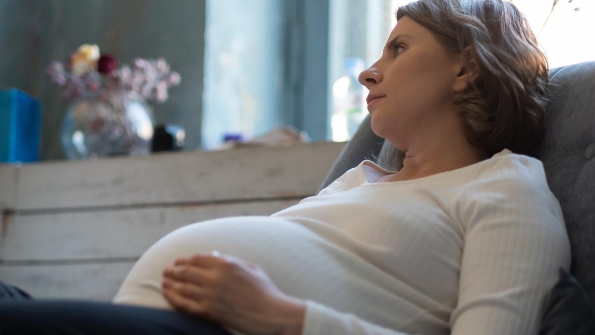 o-moasa-dezminte-unul-dintre-cele-mai-eronate-si-raspandite-mituri-despre-fumatul-in-timpul-sarcinii--video_88773200