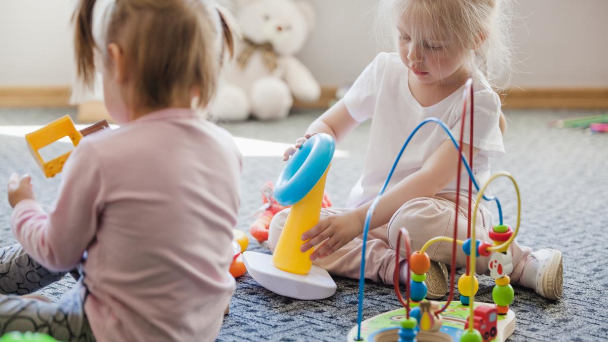 este-copilul-tau-pregatit-pentru-gradinita-e2809eeste-important-ca-parintii-sa-constientizeze-faptul-ca-gradinitac2a0pune-bazele-unuic2a0-viitor-scolar-implicate2809d_10433600