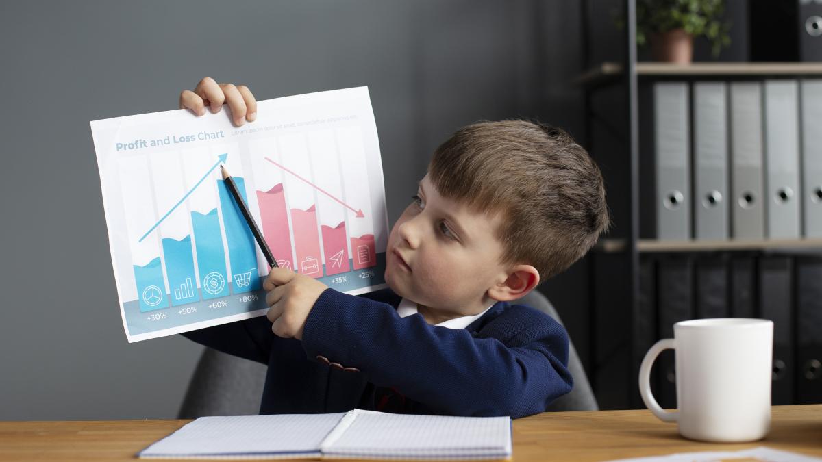 care-sunt-meseriile-viitorului-profesiile-care-anterior-erau-considerate-cele-mai-de-succes-pot-inceta-sa-mai-fie-astfel-intr-o-clipa_84226500