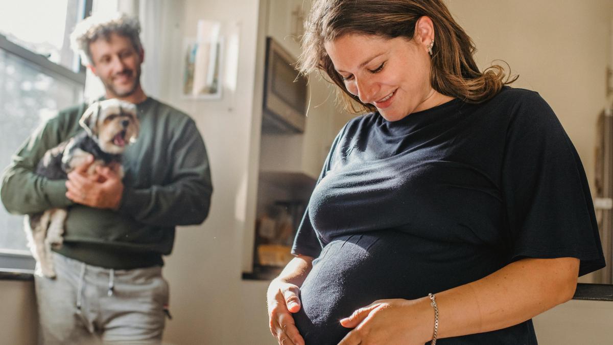 pexels-amina-filkins-5427920_91532600