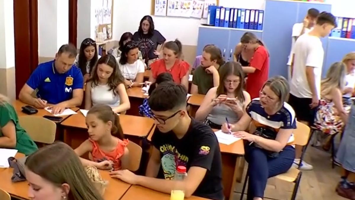 admitere-liceu-2024--de-ce-unii-elevi-cu-media-8-nu-prind-un-loc-greseala-care-nu-trebuie-facuta-secretar-de-stat-doua-lucruri-sunt-esentiale_71887900