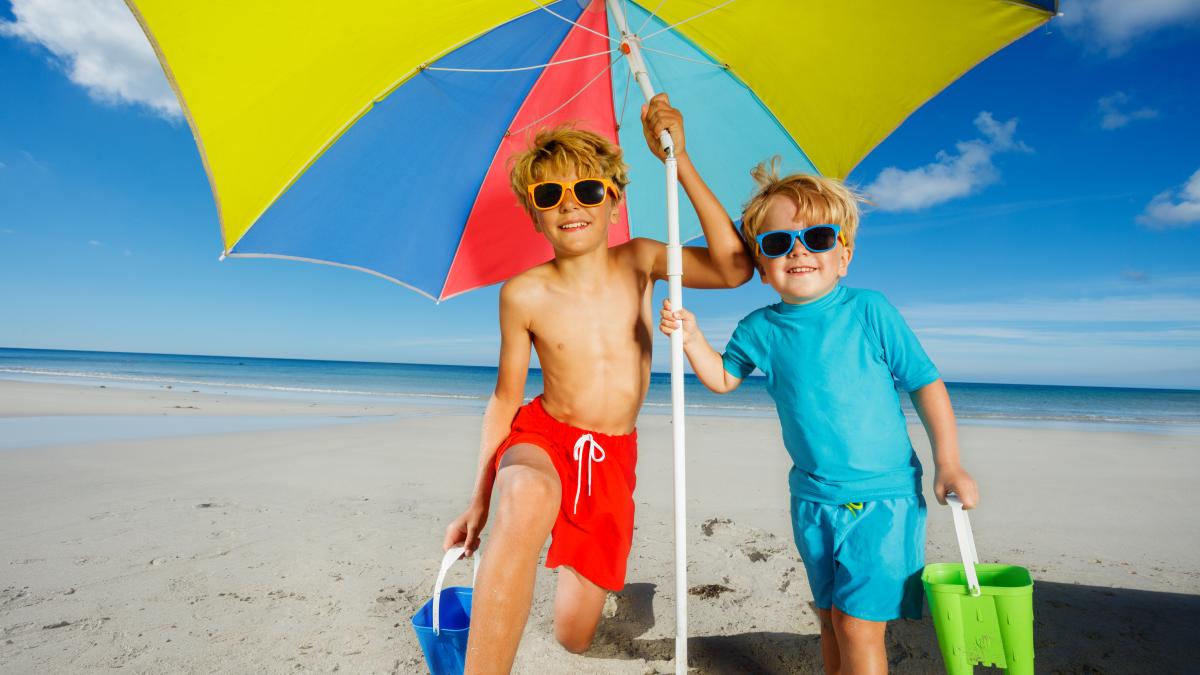 mergeti-la-plaja-cu-copiii-lista-lucrurilor-necesare-de-luat-in-geanta-ca-sa-fii-bine-pregatit_74355000