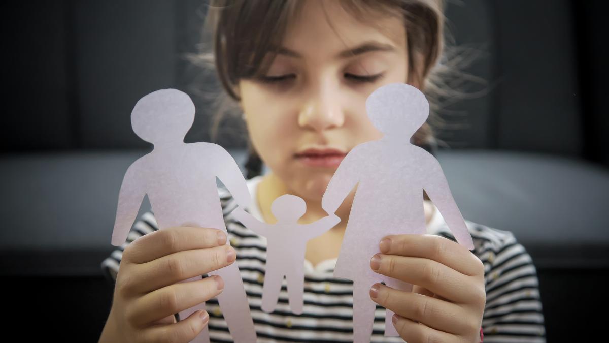 parental-alienation--warning-signs-for-parents--lawyer-adelina-ralea-tells-us-what-to-watch-out-for_00757700