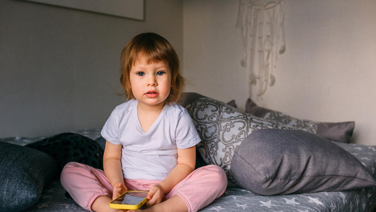 nu-doar-mancarea-te-ingrasa-descopera-cauzele-principale-ale-obezitatii-la-copii--psihologul-iancu-si-consilierul-nutritionist-cooney-soare-arata-care-sunt-problemele--video_44318900