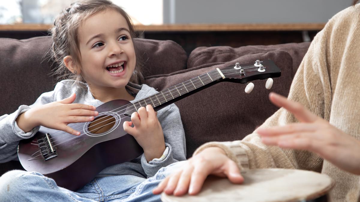 lessons-musical-instrument-children-s-development-family-values-concept-children-s-friendship-family_78609300