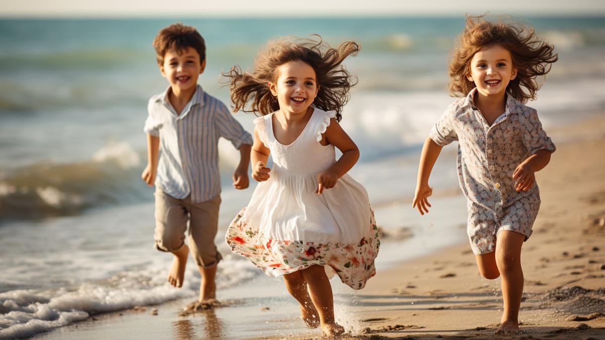 children-running-beach-laughing-laughing_35205700