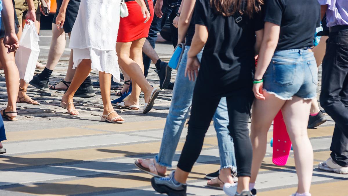 joburi-platite-bine-si-fara-bac-chiar-si-fara-diploma--tinerii-se-pot-angaja-rapid-pentru-salarii-de-2-000-de-euro_98371800