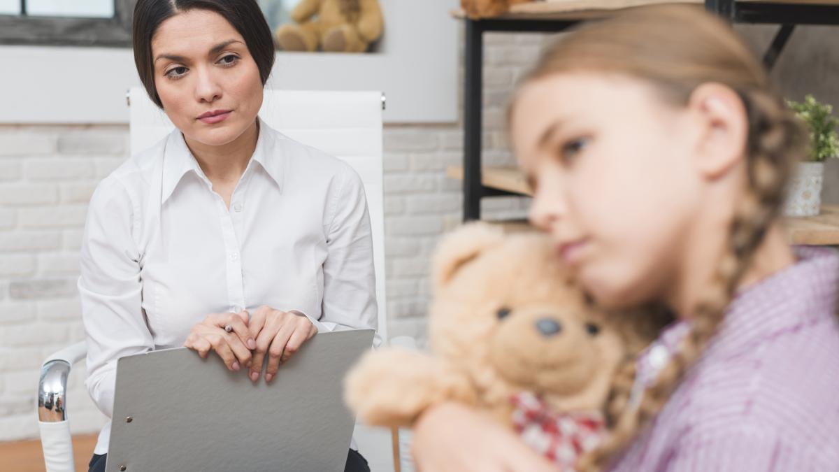 capul--inima-si-buricul-din-aceste-trei-surse-parintii-le-pot-trimite-informatii-complete-copiilor--spune-oana-morar_28138900