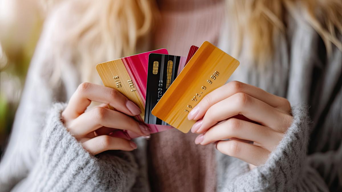 cum-a-reusit-o-femeie-sa-si-cumpere-trei-case-si-sa-si-deschida-o-cafenea--cheltuind-doar-1-24-euro-pe-zi-pe-mancare_88611300