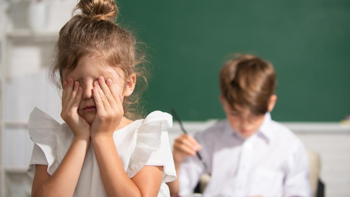 sondaj-85-dintre-profesori-cred-ca-nivelul-elevilor-a-scazut--standardele-din-clase-s-au-degradat-in-ultimii-zece-ani_75086100