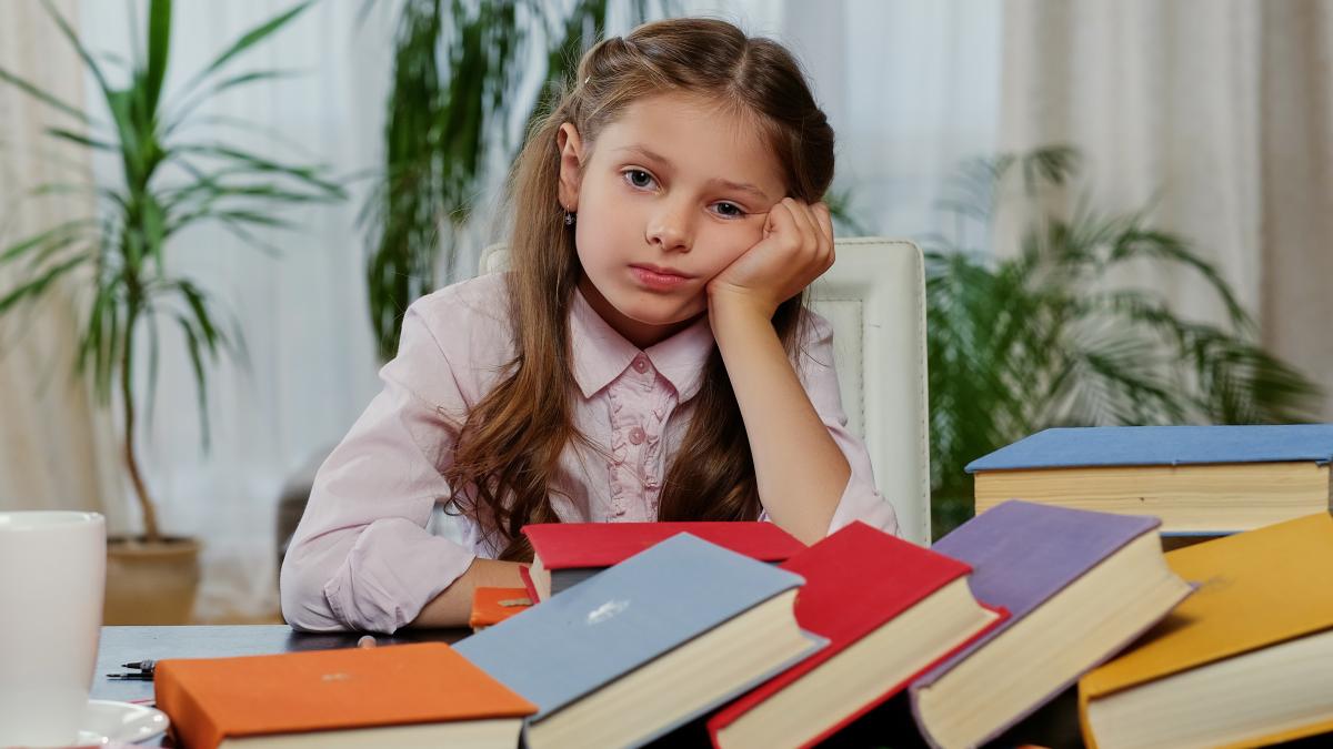 sfaturi-de-aur-pentru-parinti-iata-cum-poti-imbunatati-planificarea--organizarea-si-concentrarea-copilului-in-gimnaziu_02952100