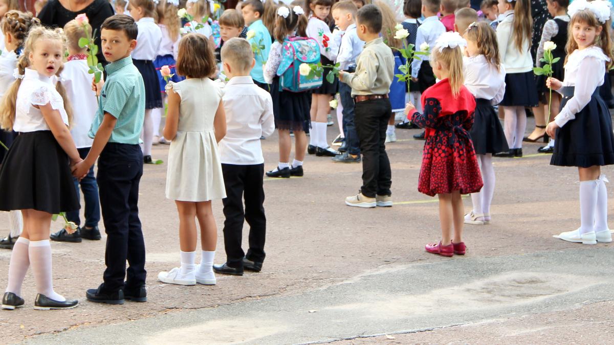 cea-mai-mare-teama-a-copiilor-la-inceput-de-an-scolar--ce-ar-trebui-sa-le-spuna-parintii-si-profesorii-petrut-rizea-e-o-strategie-aici_37664700